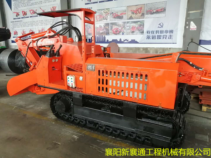 履带扒渣机2.jpg